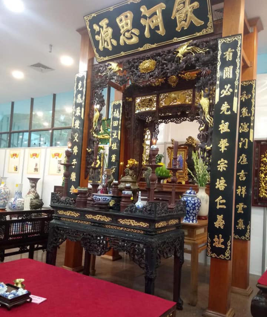 bai-tri-ban-tho-truyen-thong-va-dao-hieu-cua-nguoi-viet-xua_ban tho ba lop_ban tho.jpg